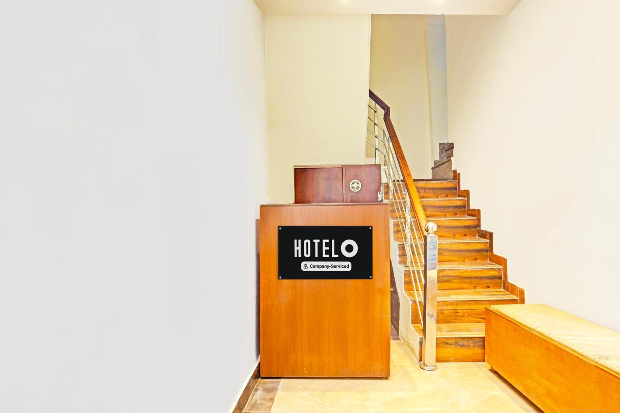 Super Hotel O Sector 45 Formerly Manyavar Chandīgarh Eksteriør bilde
