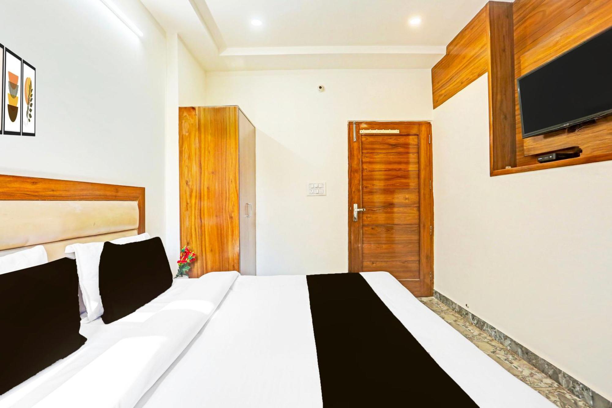 Super Hotel O Sector 45 Formerly Manyavar Chandīgarh Eksteriør bilde
